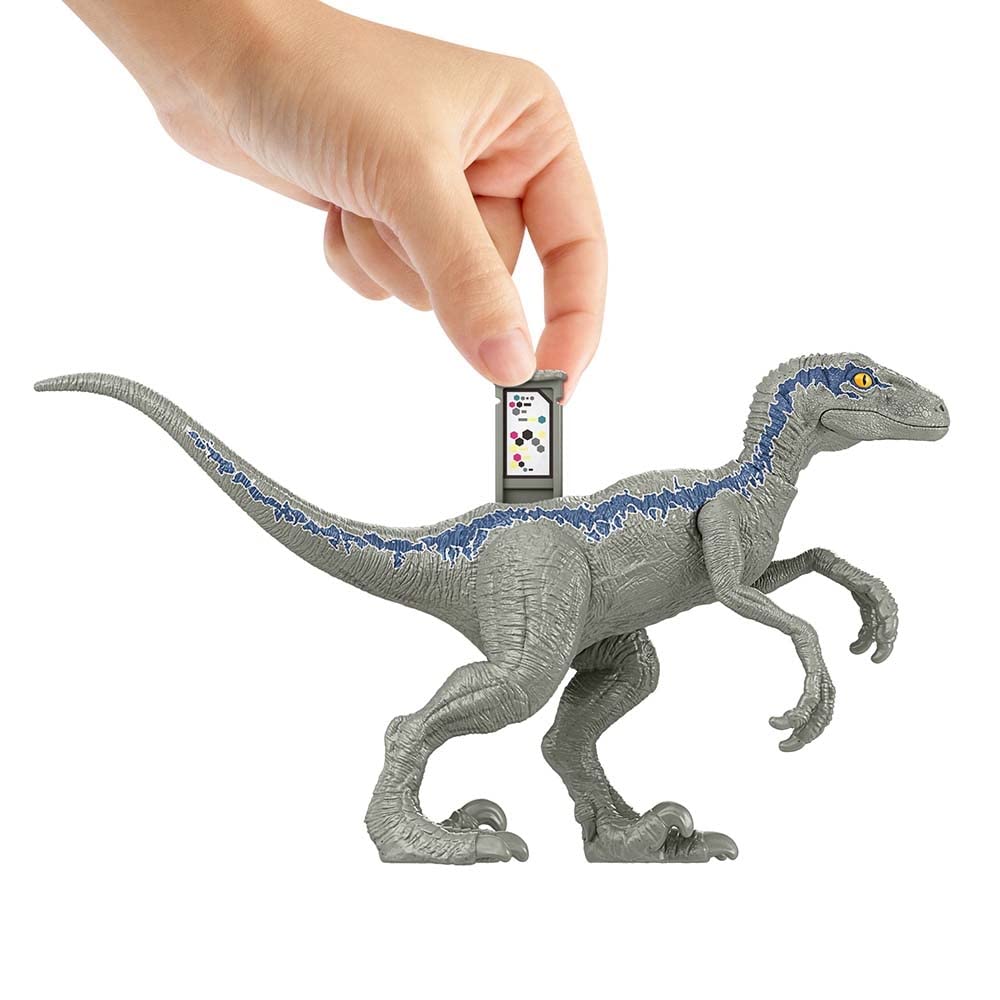 Ferocious Pack dinosaurs in dynamic pose ready for storytelling scenes