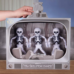 Just Play antenna-toggle mechanism animates the skeletons for interactive fun
