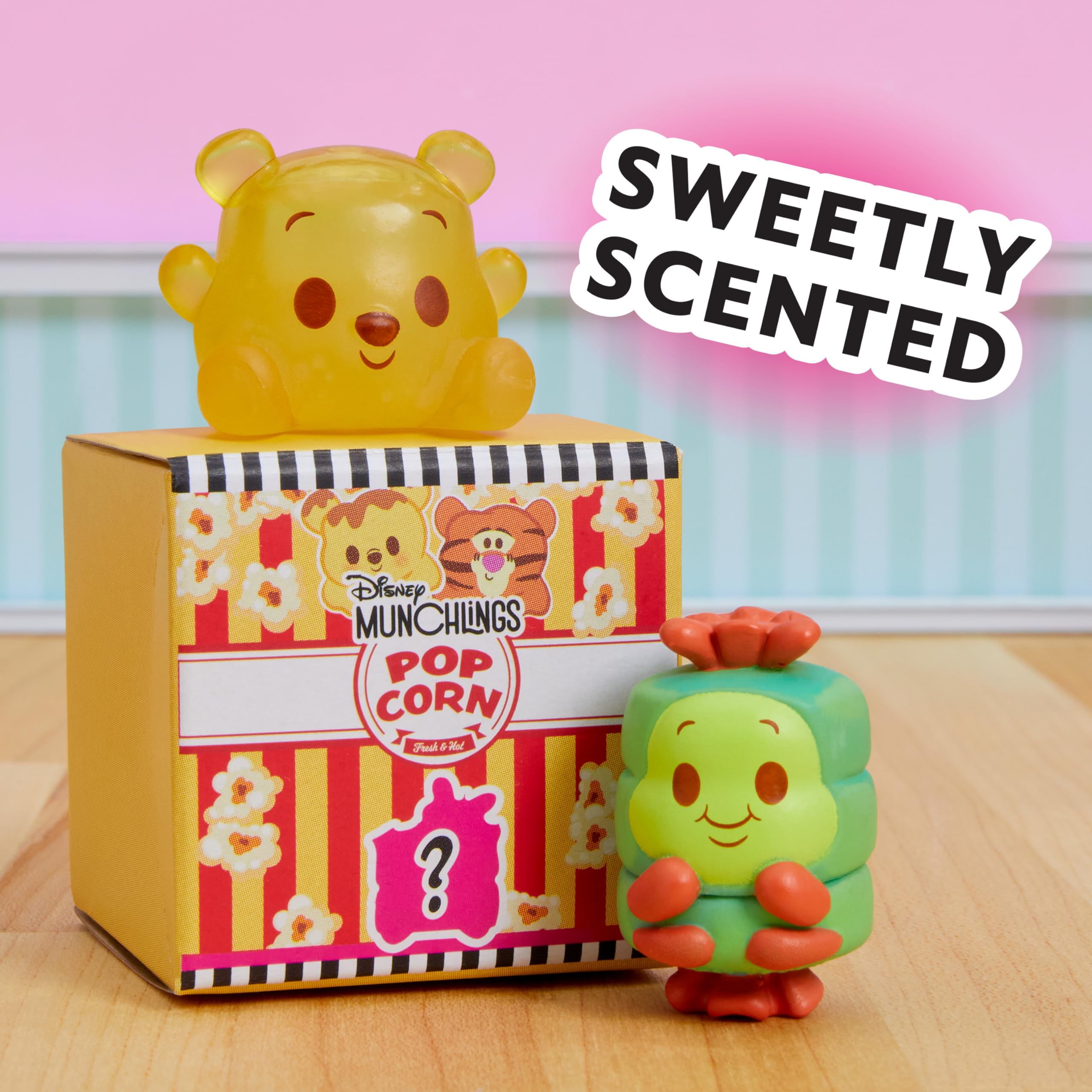 22 accessories to craft playful scenes and displays.