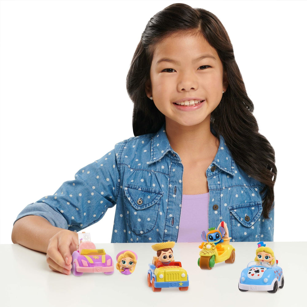 Just Play Doorables City Getaway Vehicle supports portable storytelling sessions.