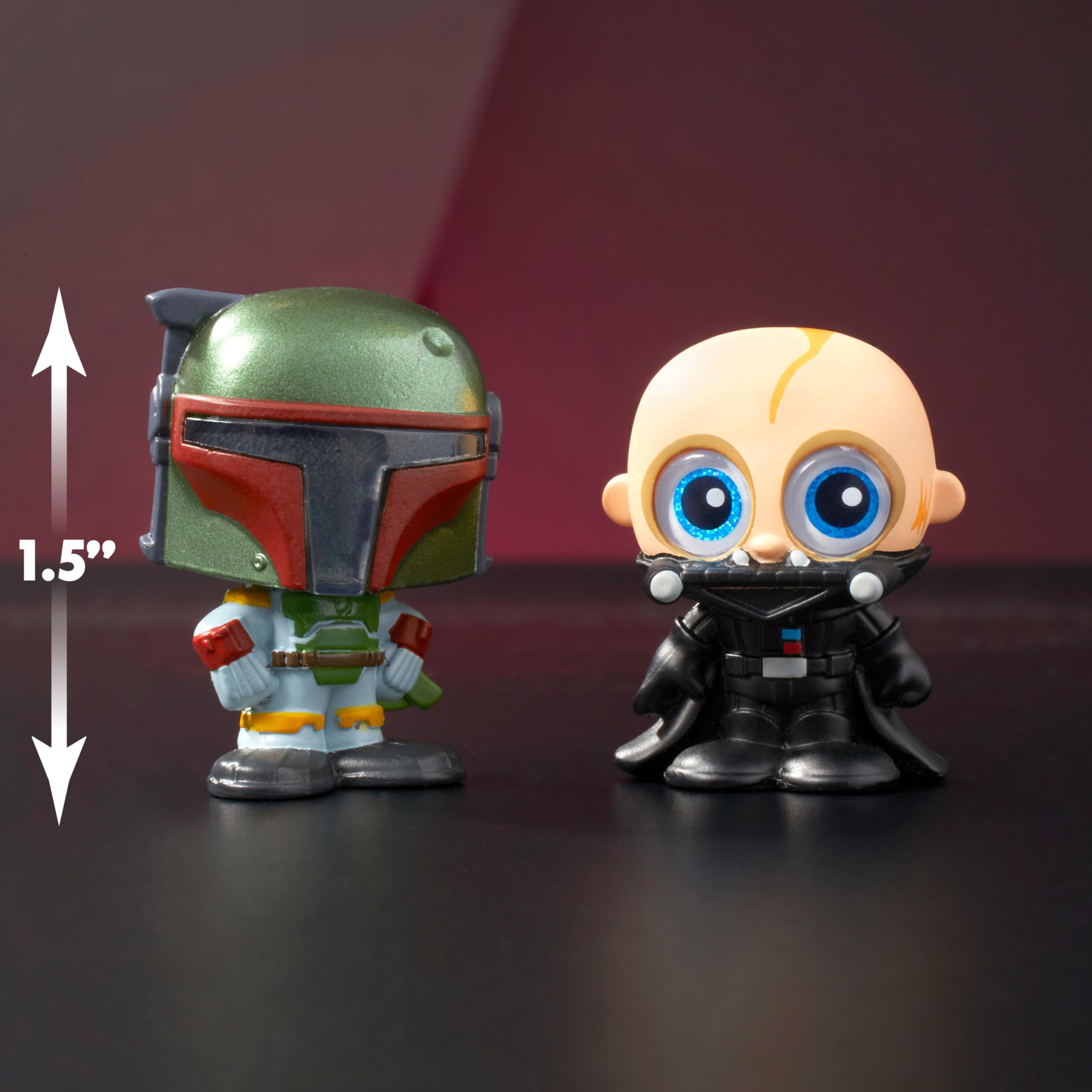 STAR WARS Doorables glittery helmet lenses enhance display appeal.