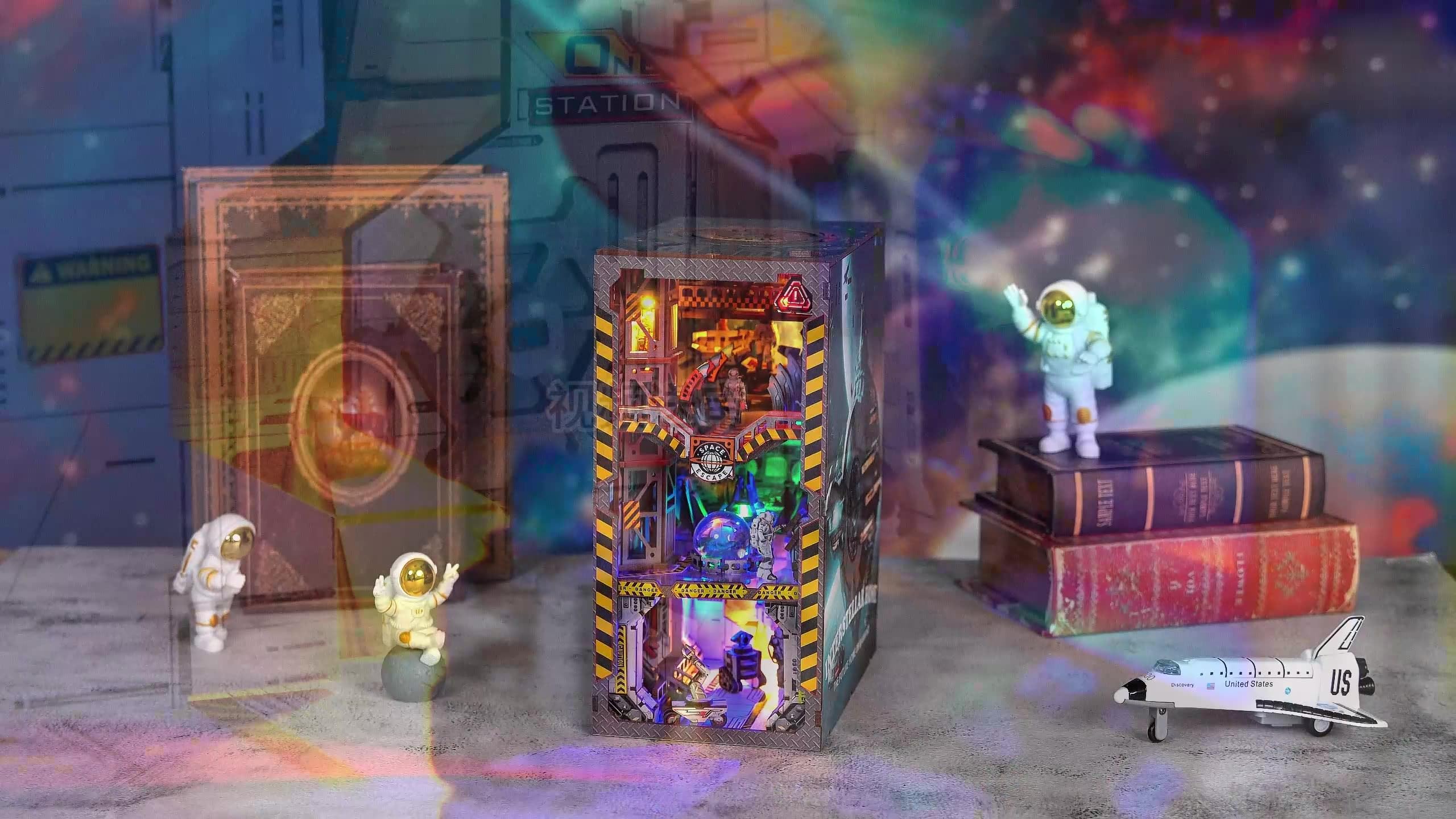 KaayeeWood LED-lighted scene glows warmly to bring the miniature to life.