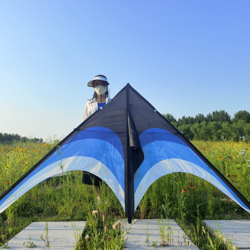 Kaiciuss resin poles and 210T nylon fabric ensure blue durability