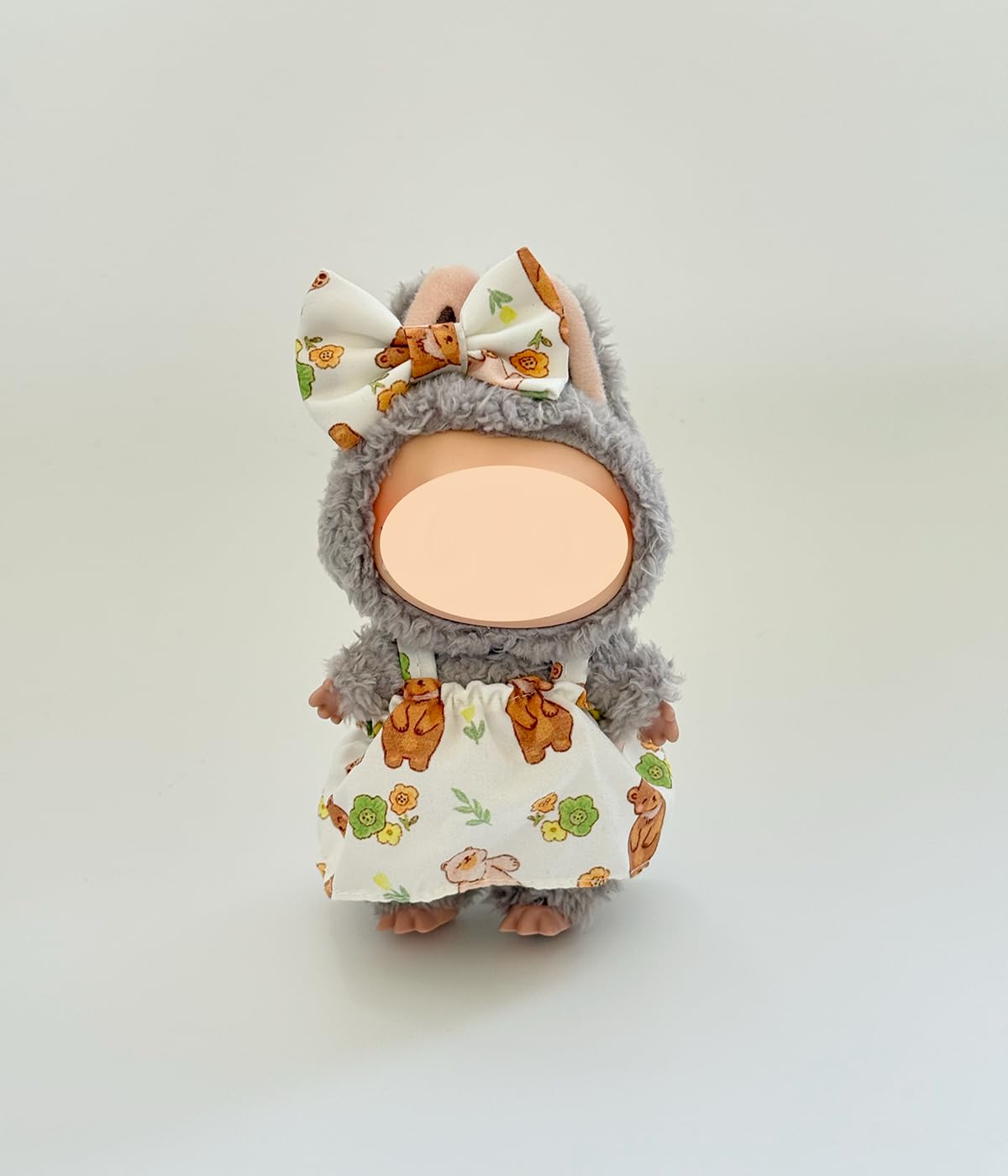 Kapand Lububu white bow accessory enhances doll style