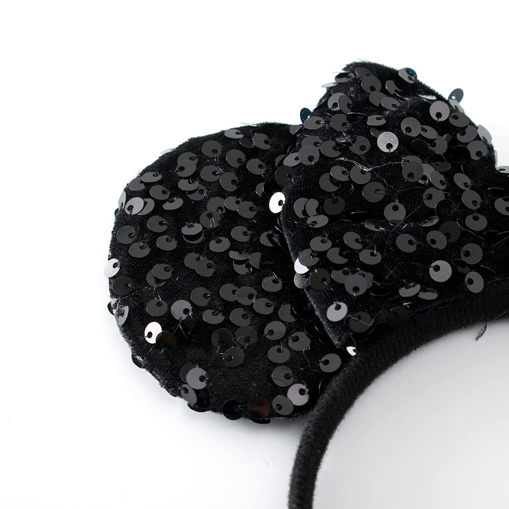 KARETT Mini Mouse Ears Bow Headband, adorable detail for photos and events.