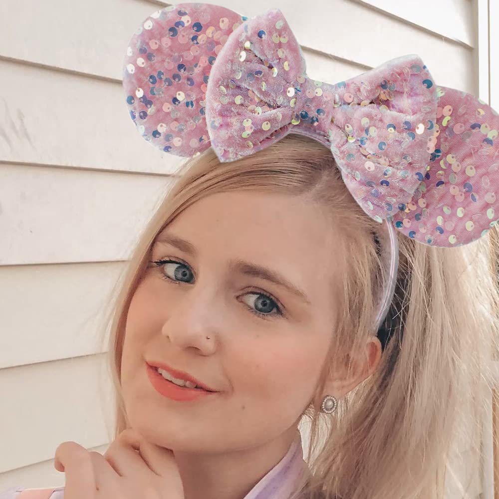 KARETT Mouse Ears Headband on model, ideal for kids and adults at events.