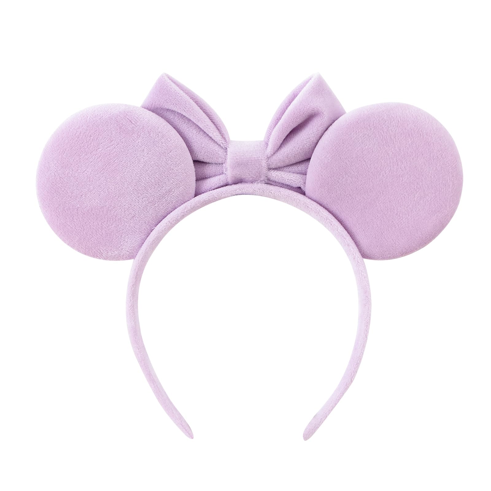 KARETT headband worn to capture fun party moments.