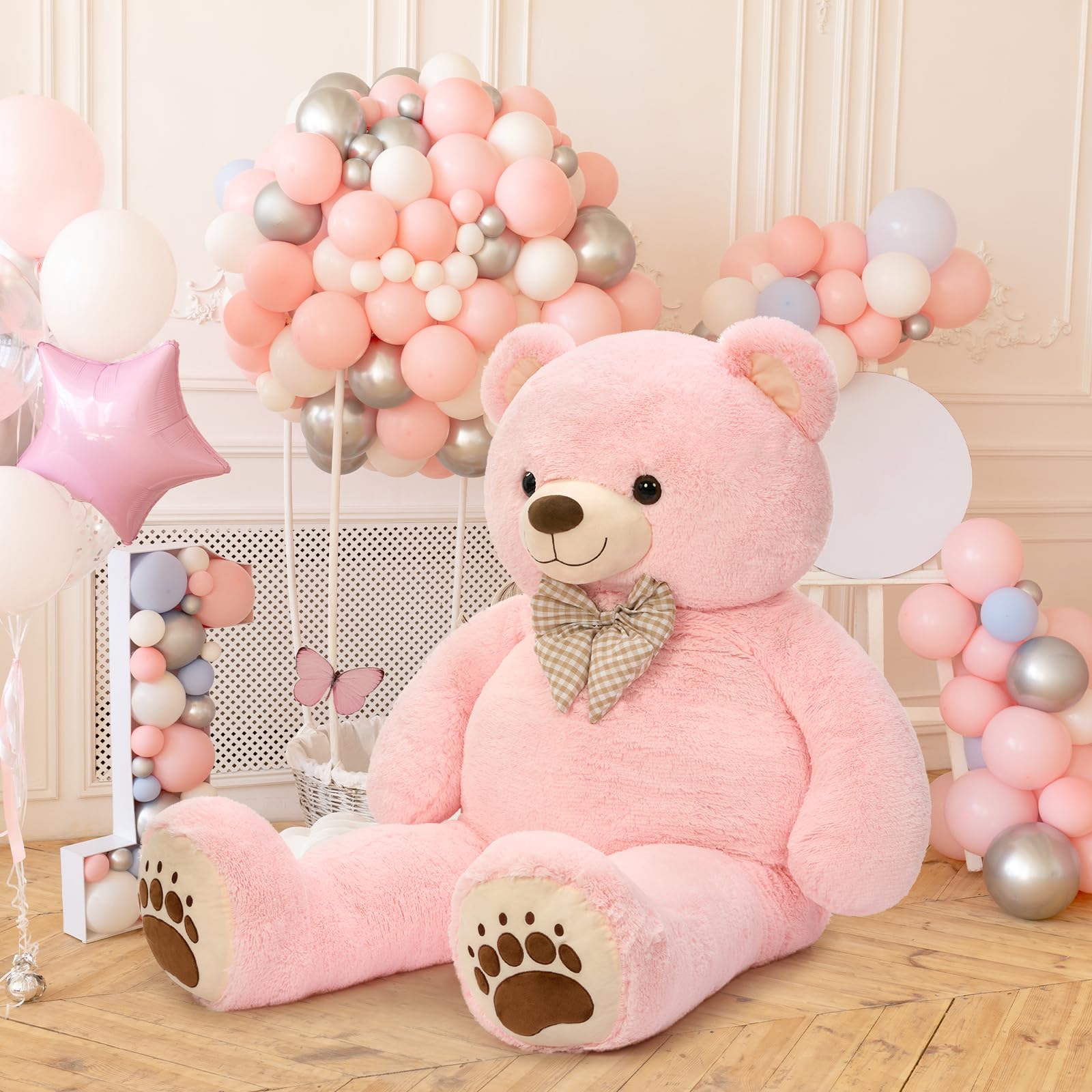 Karister gift-worthy giant bear for Valentine’s Day, Christmas, or birthdays