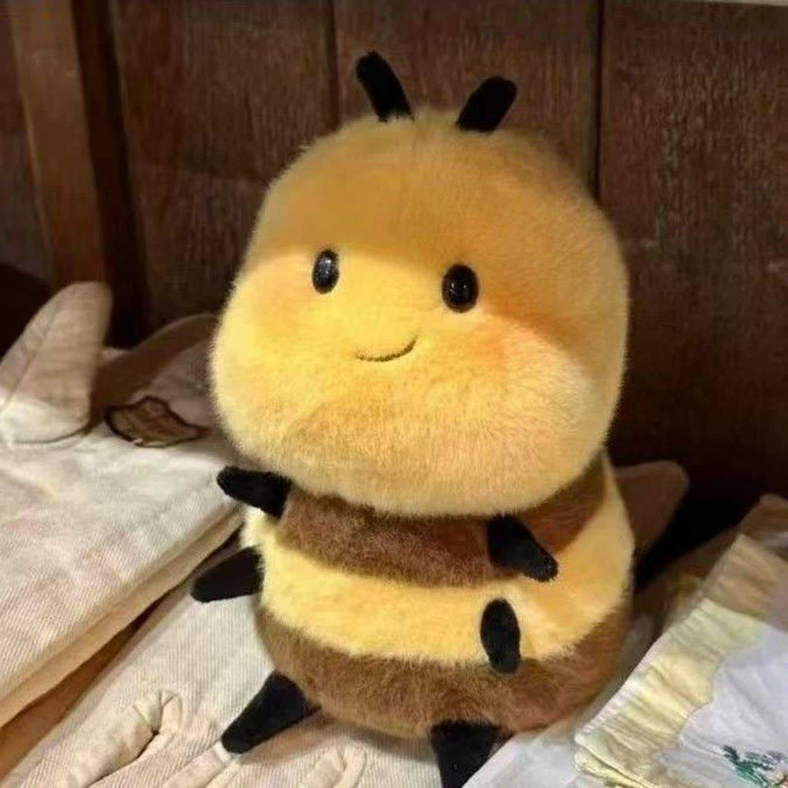 Karoeiwa Realistic Bee plush full-body view; ideal desk buddy and décor.