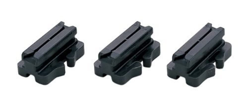 Kato KAT24816 insulated UniJoiner 20 HO/N enabling precise track joins and isolation.