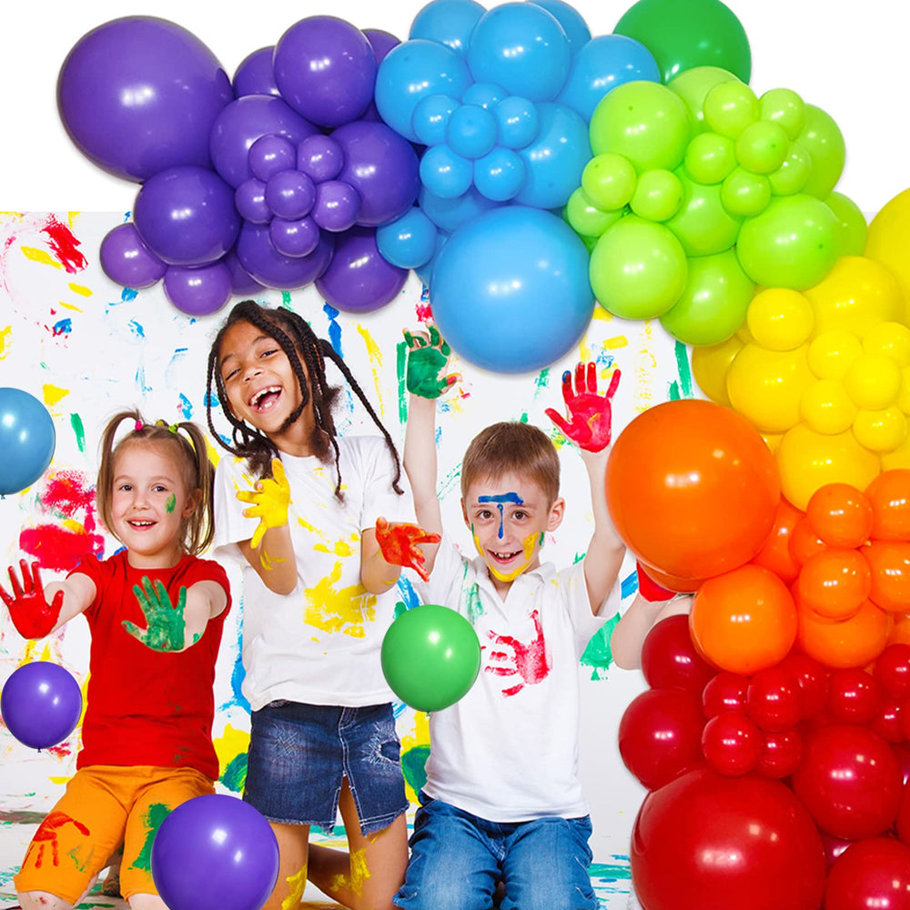 KAWKALSH balloon chain and ribbon help create a polished arch.