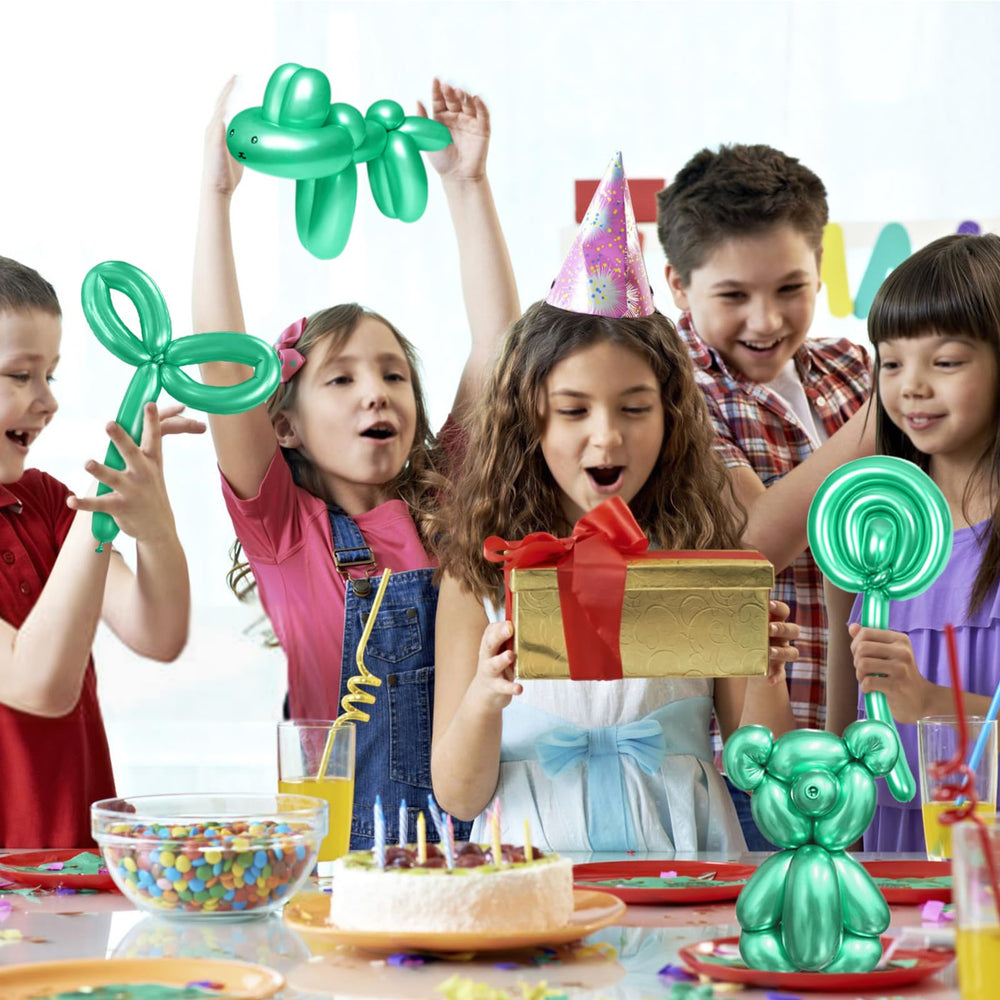 KAWKALSH DIY animal balloon shapes to boost family creativity and bonding.
