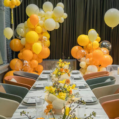 KAWKALSH 200-balloon set with ribbons for quick arch creation.