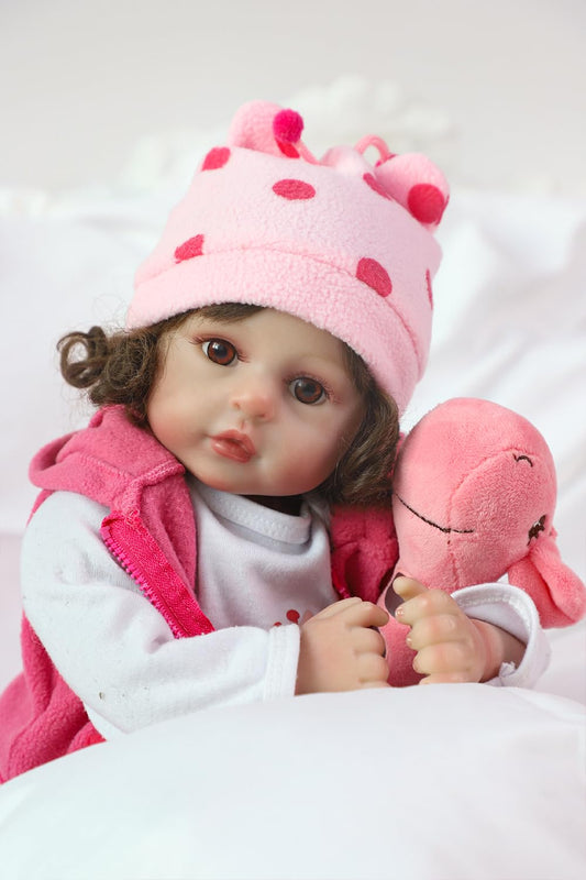 Kaydora Reborn weighted cloth body for realistic heft