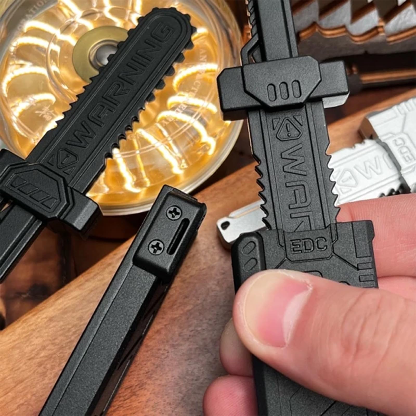 KDEDC Sky-Breaker Sword Slider is compact enough for pockets and desks.