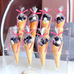 Keaziu rosy pink bow cupcake topper on cake for celebrations