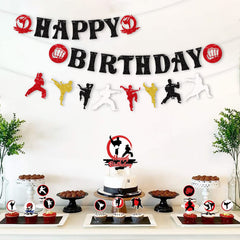 KEFAN Karate centerpieces trio creates a bold table focal point.