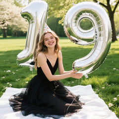 Kelfuoya 19th birthday silver balloon in foil for memorable celebrations.