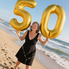 Kelfuoya gold 50 balloon backdrop ideal for photo moments