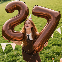 Kelfuoya birthday party backdrop balloon elevates festive atmosphere and memories.