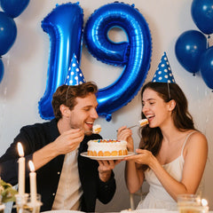 Kelfuoya giant number balloon enhances party photo moments.