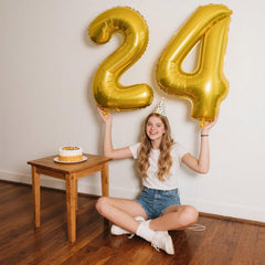 Kelfuoya gold foil 40in number balloon enhances party decor.