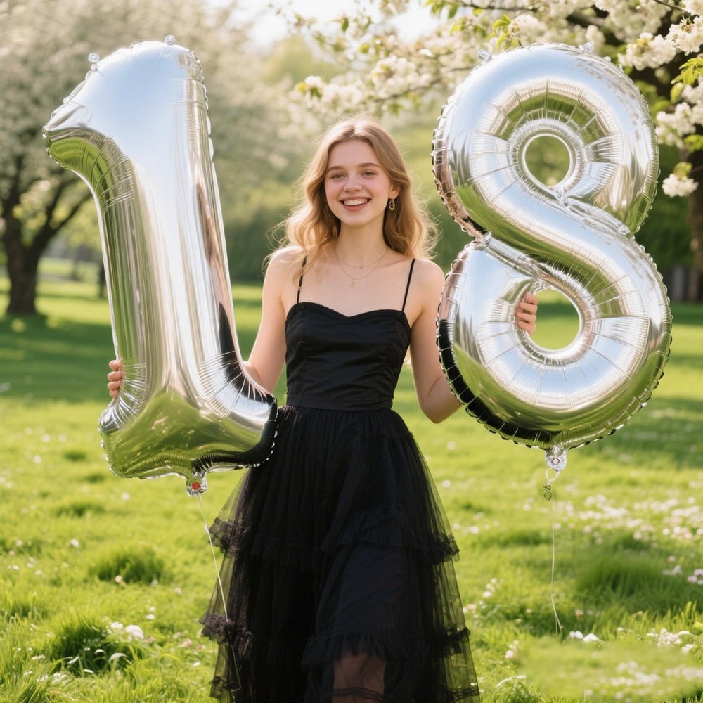 Kelfuoya jumbo numeric balloon enhances photo moments at celebrations.