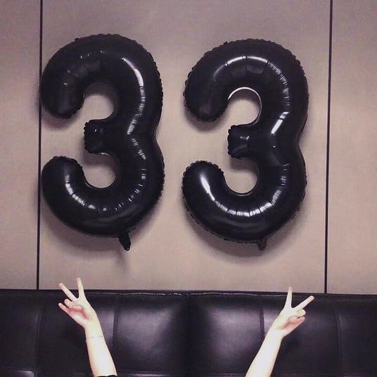 Kelfuoya versatile number balloons decorating a party space