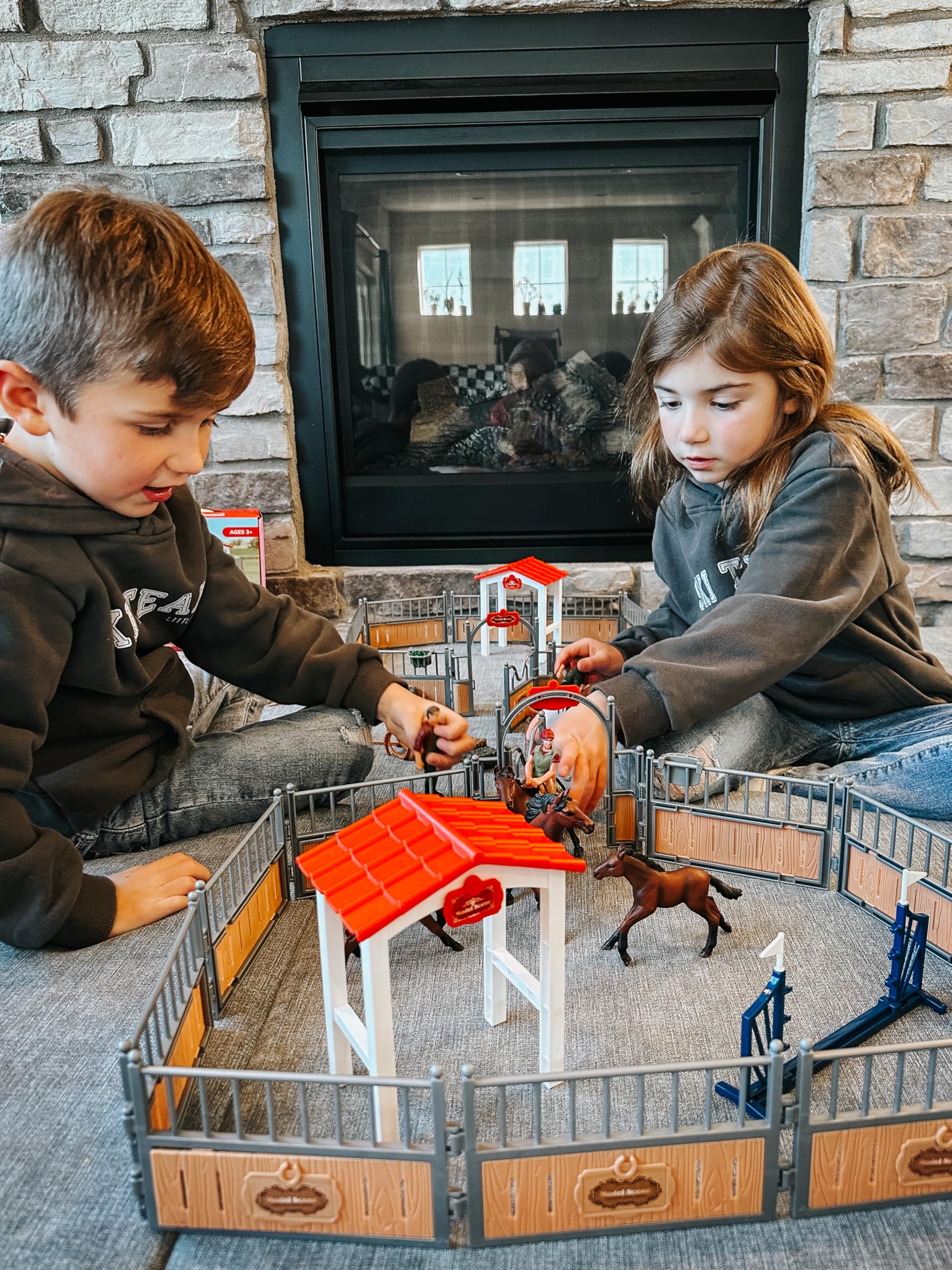 KIDBEST Building-block compatibility broadens play with other brands and sets.