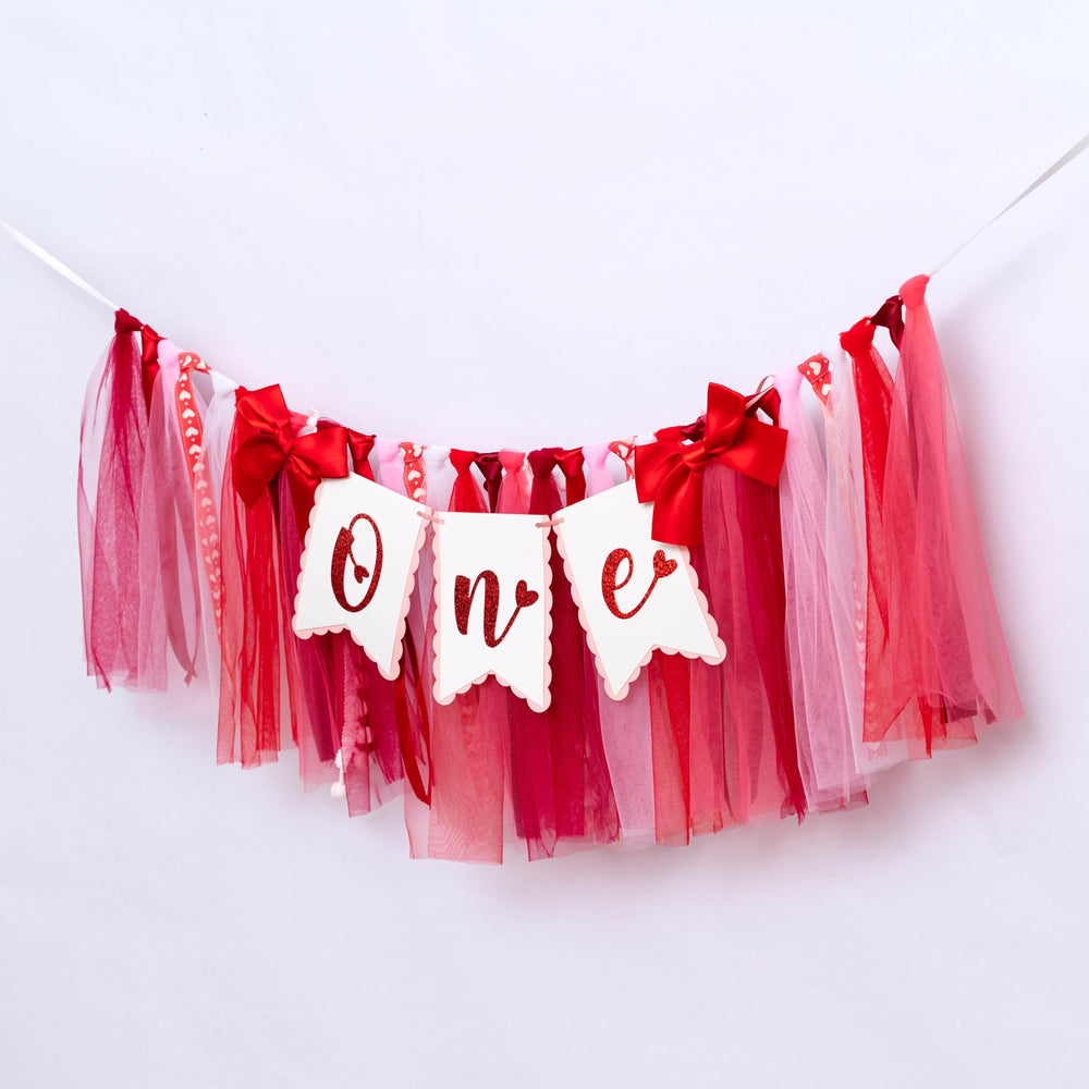 KIETKIE high-chair-banner-decor simple setup for charming seating area.