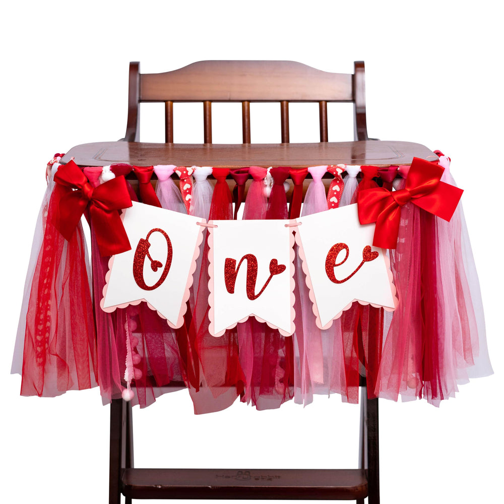 KIETKIE Valentine One banner backdrop for memorable first birthday photos.