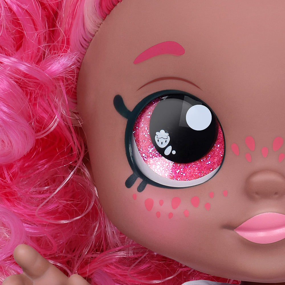 Strawberry blossom hair detail enhances pretend play