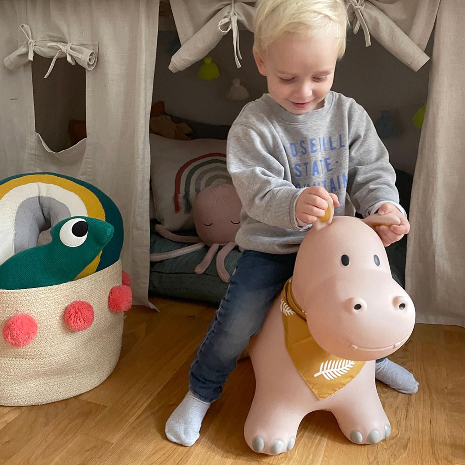 Kindsgut Bouncy Hippo Hopper inflation time with included pump