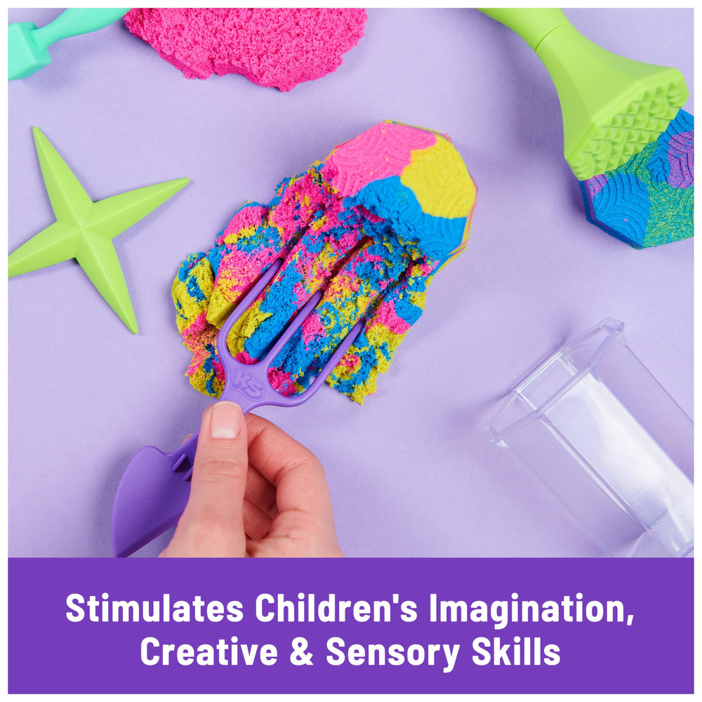 Kinetic Sand cut squish head for crisp lines and textures