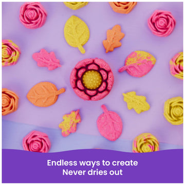 Kinetic Sand SquishBlossom color mixing tip to peach via pink and yellow