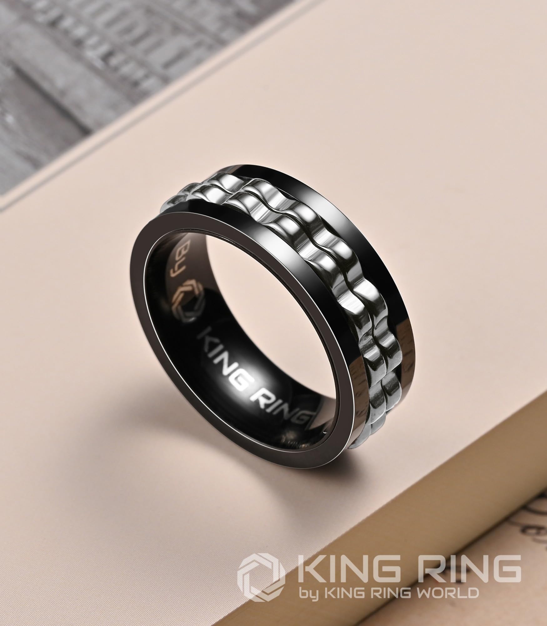 King Ring gift packaging with branded box and soft bag included