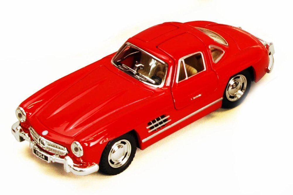 KiNSMART 1954 Mercedes-Benz 300 SL Coupe die-cast model with functional doors for display and play.