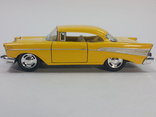 KiNSMART Bel Air with opening doors showcases interior details for collectors.
