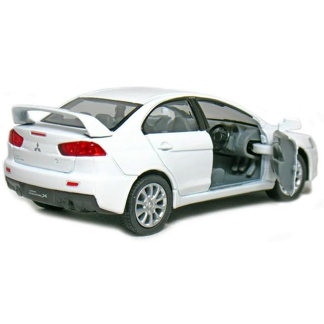 KiNSMART 1:36 die-cast Lancer Evo X highlighting durable metal construction