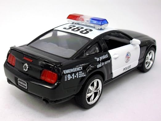 KiNSMART 2006 Mustang GT interior with open doors for interactive viewing