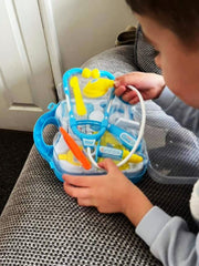 Kiszo scissors support fine motor skills during pretend care