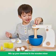KiwiCo Bake-a-Cake measuring spoons support counting and accurate recipe practice.