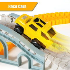 Kizplays Racing Cars Duo on customizable layouts encourages hands-on fun.