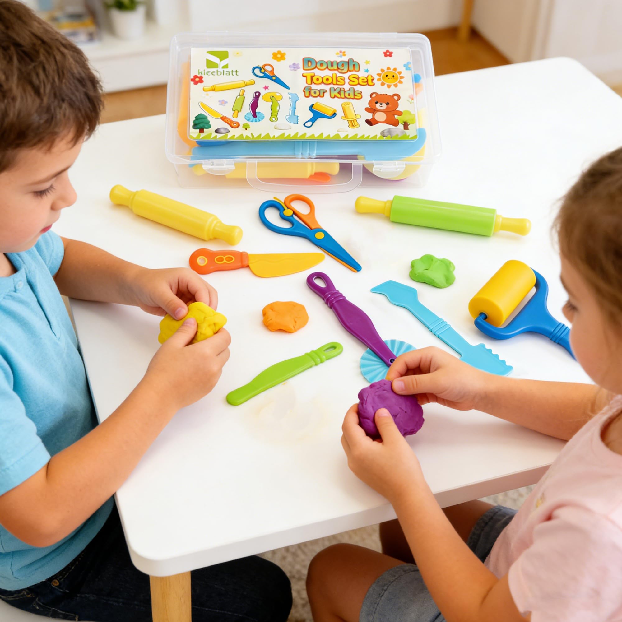 Kleeblatt safe design, obtuse edges protect young hands.