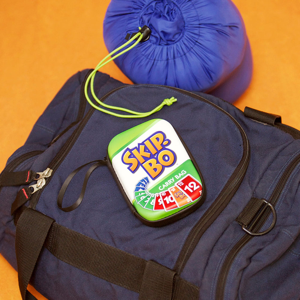 Klein Skip.Bo carry bag in use during playtime and travel