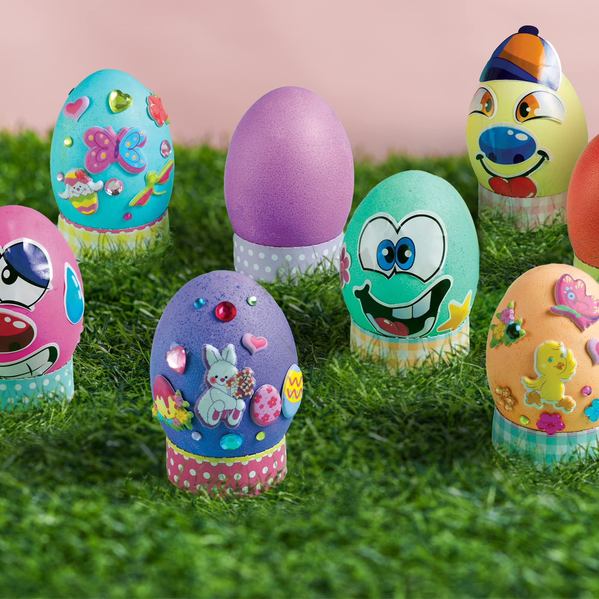 Klever Kits 3D sticker creates textured, eye-catching details.
