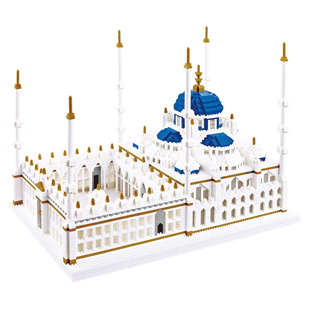 KLMEi Blue Mosque miniature assembly close-up highlighting intricate details for focused creative play