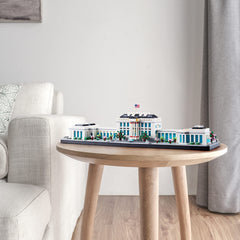 KLMEi display-ready model offers a sophisticated accent for desks or shelves.
