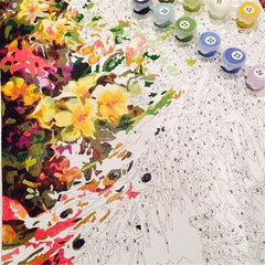 KOMI numbered canvas with guide helps beginners paint confidently.