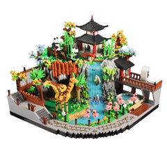 Komvoor Zoo Micro Building Blocks set showing a detailed 5000-piece assembly for home display